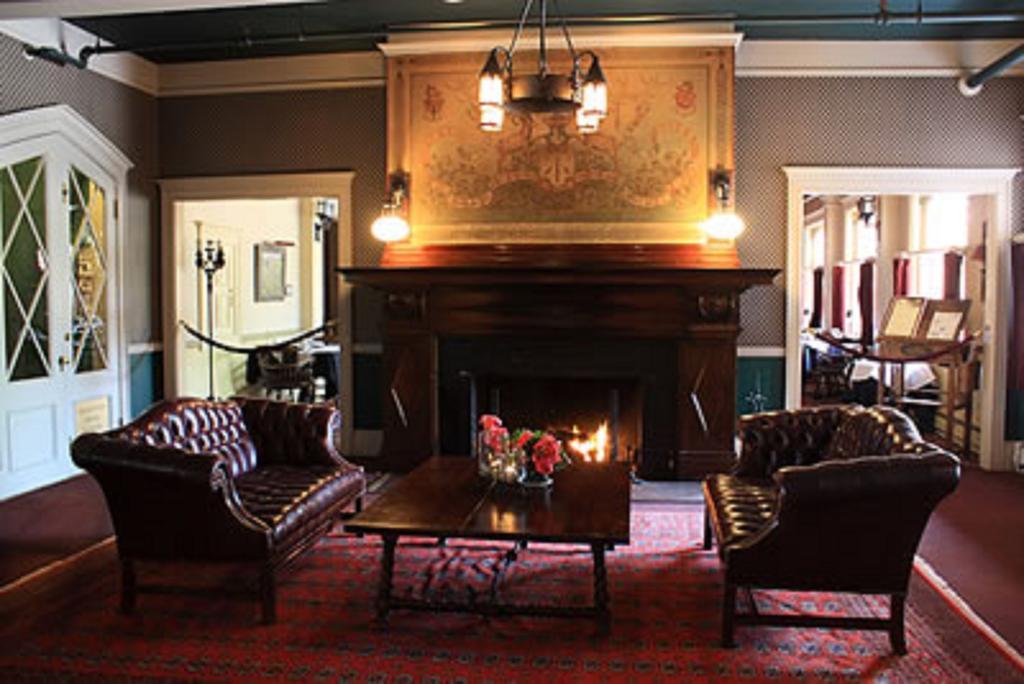 The Historic Redstone Inn 외부 사진