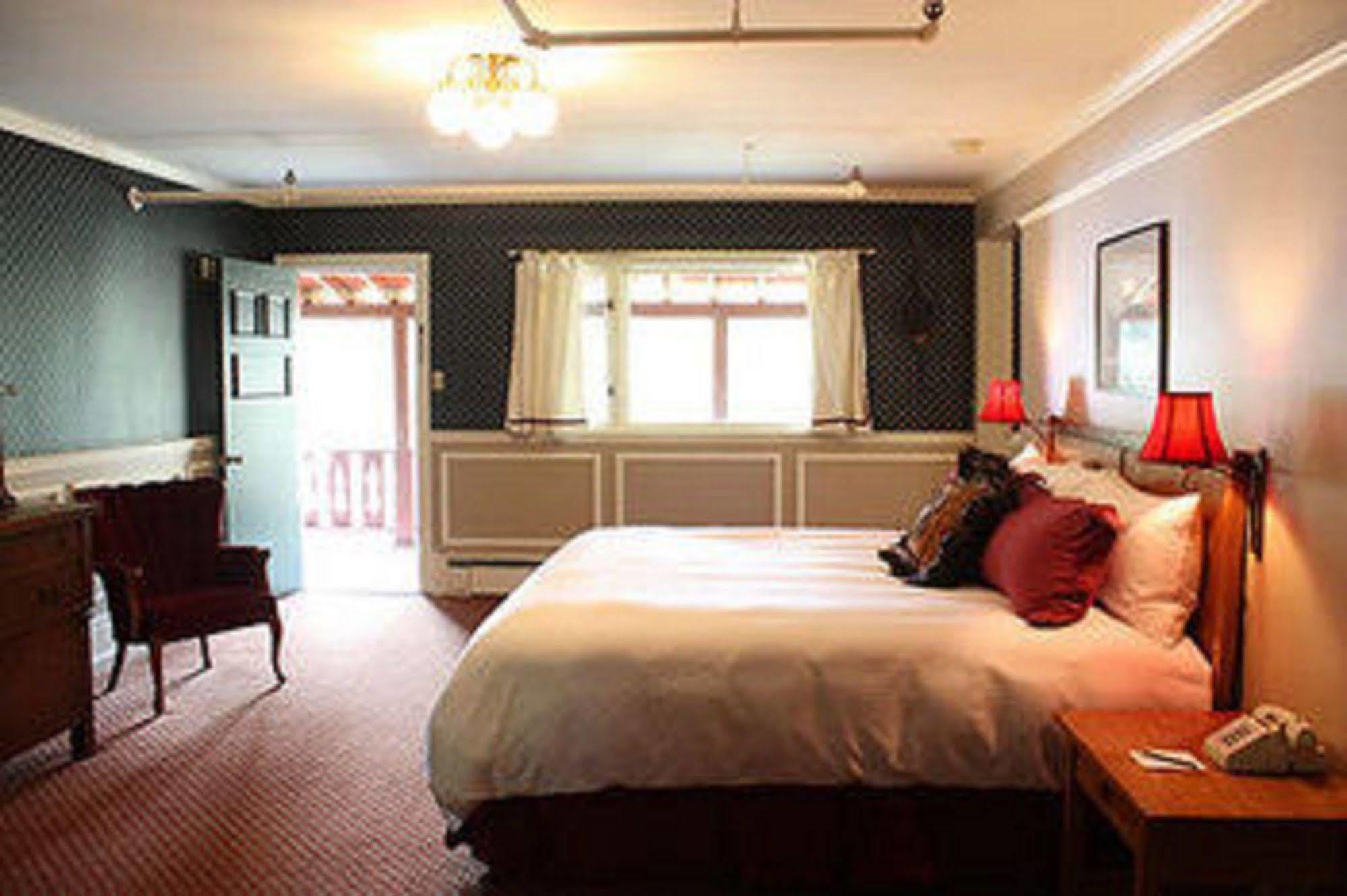 The Historic Redstone Inn 외부 사진